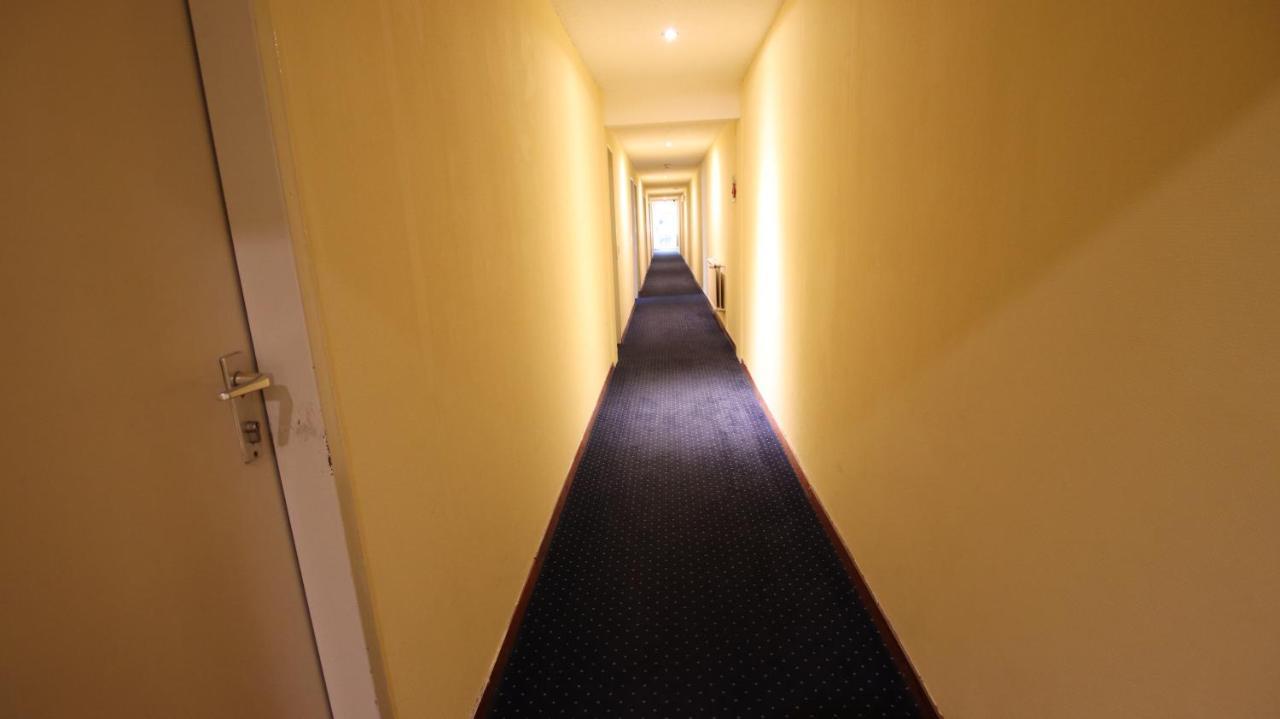 Hotel Wahlster Саарбрюккен Экстерьер фото